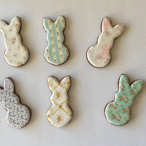Vintage/Shabby Chic Bunny Cookies
